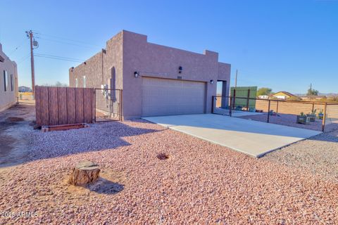 A home in Eloy