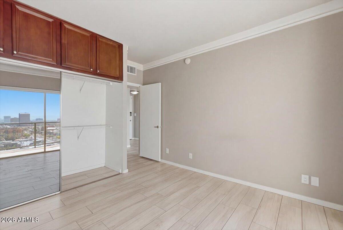 LANDMARK TOWERS CONDOMINIUM - Residential