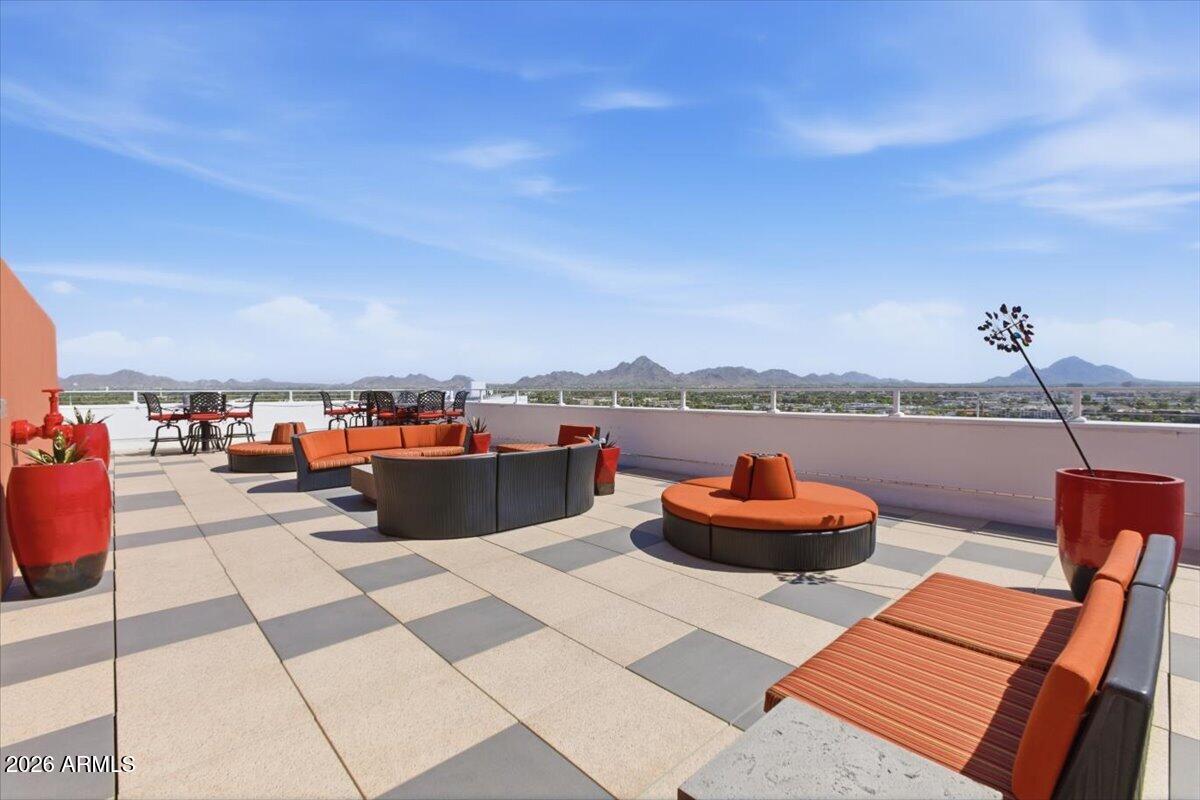 LANDMARK TOWERS CONDOMINIUM - Residential