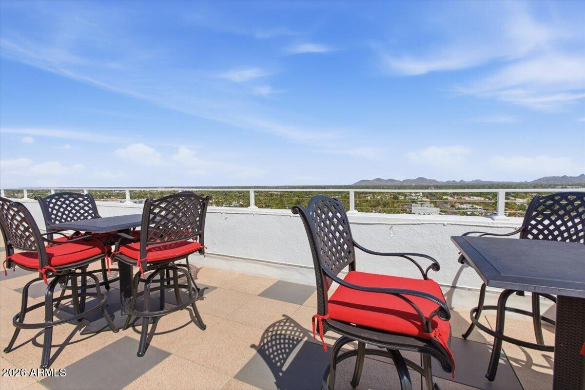 LANDMARK TOWERS CONDOMINIUM - Residential