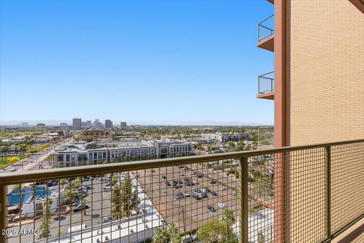 LANDMARK TOWERS CONDOMINIUM - Residential