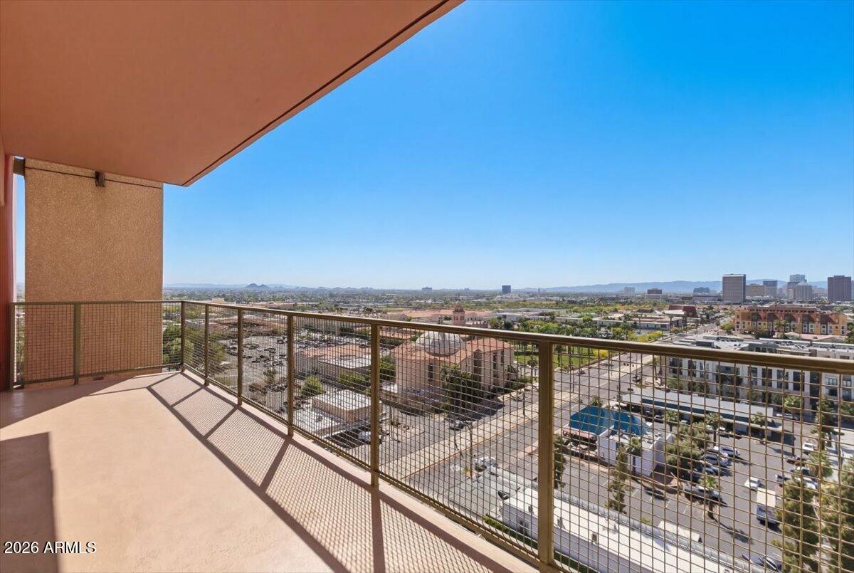 LANDMARK TOWERS CONDOMINIUM - Residential