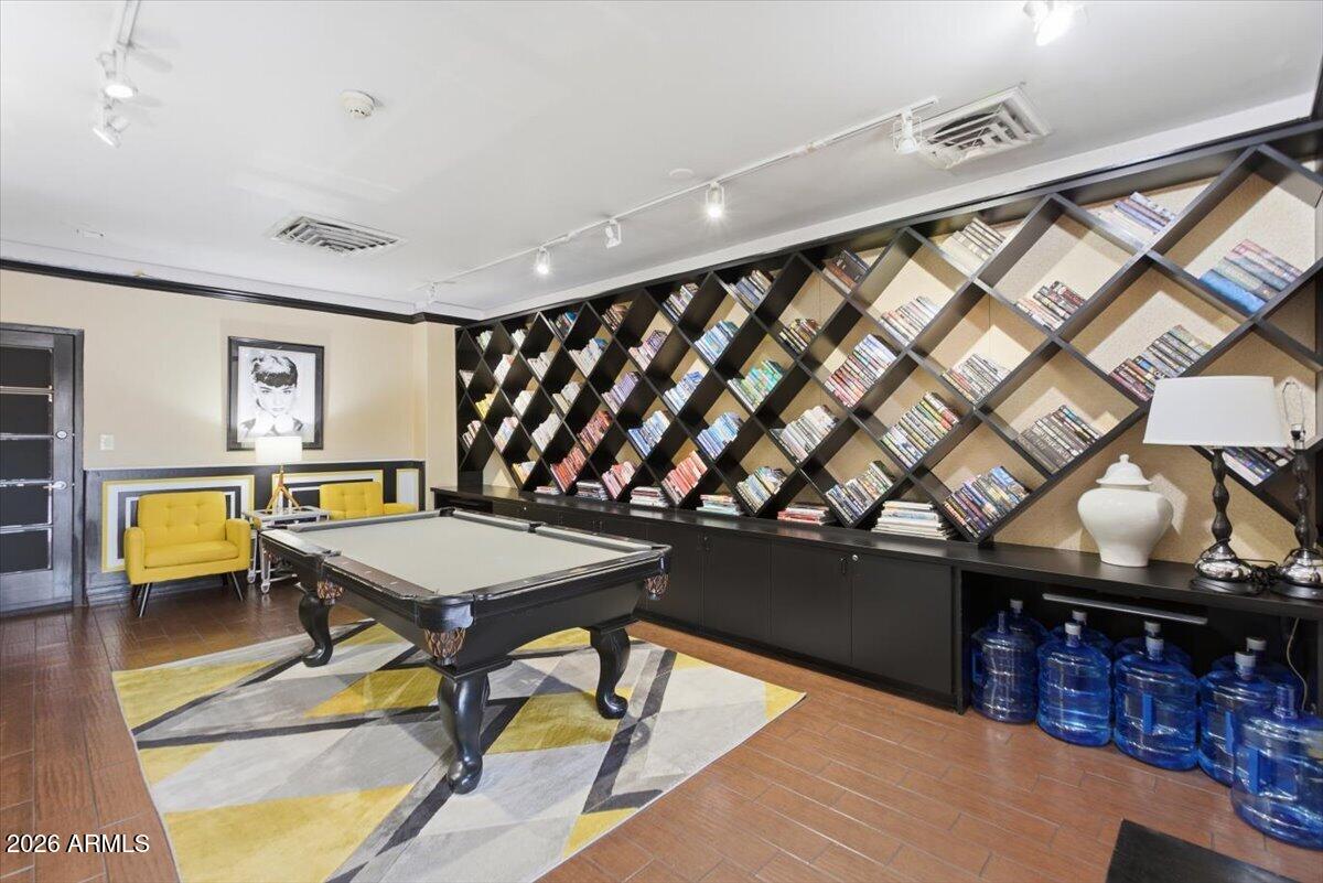 LANDMARK TOWERS CONDOMINIUM - Residential
