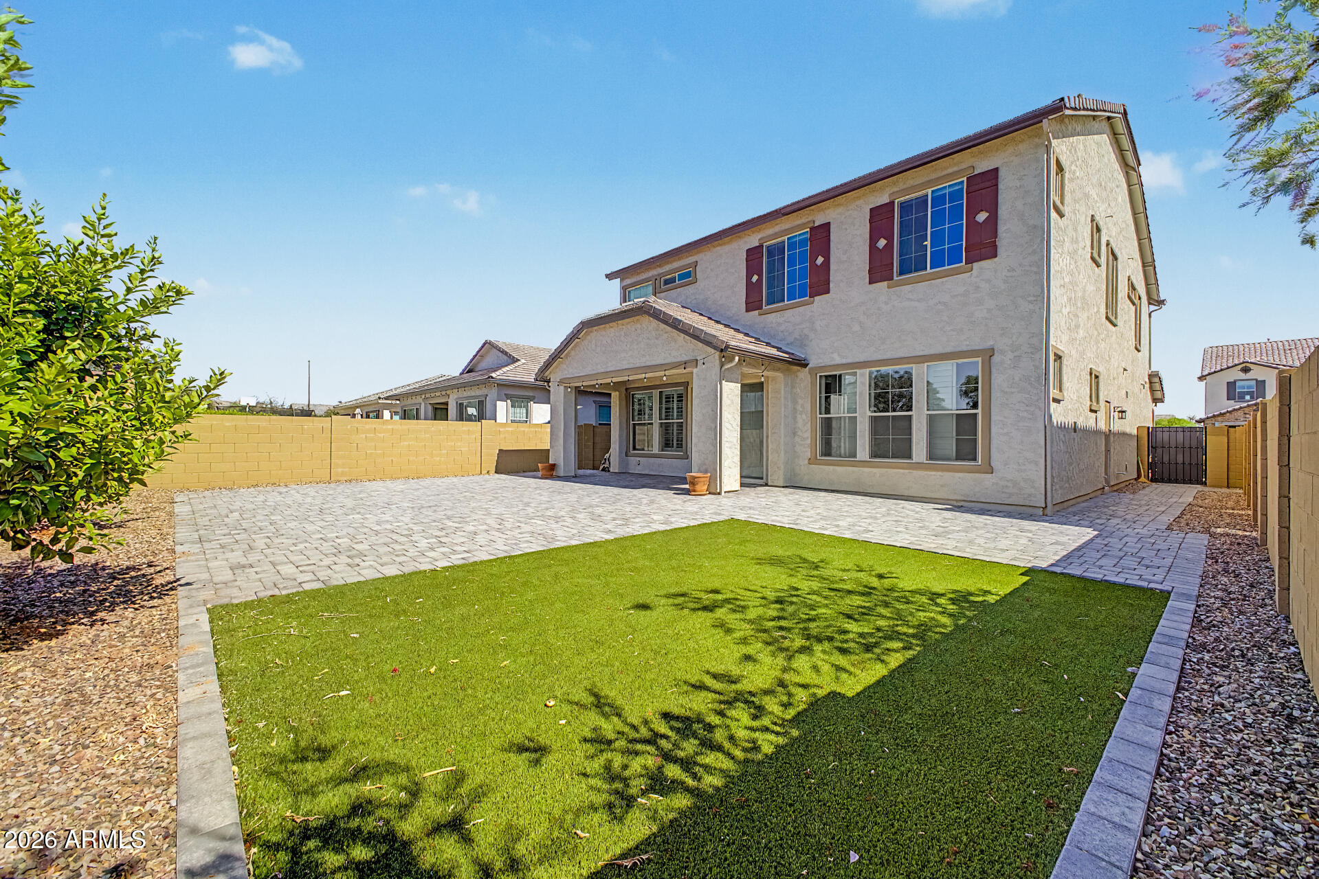 STRATFORD - Residential