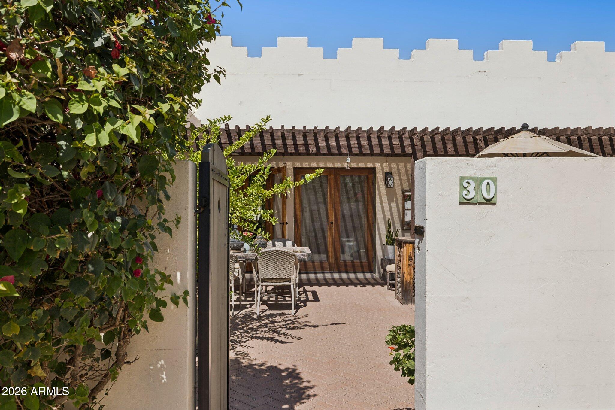 CASA BLANCA - Residential