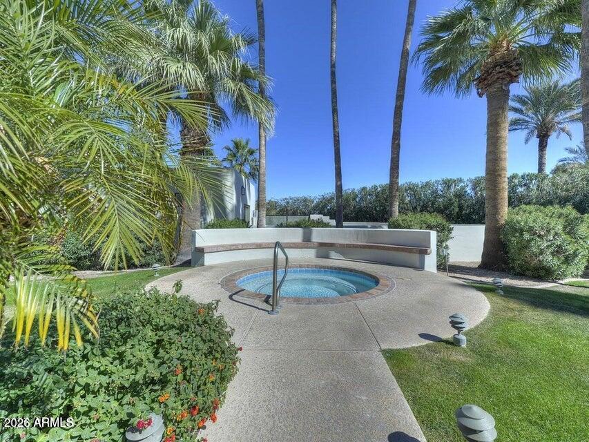CASA BLANCA - Residential