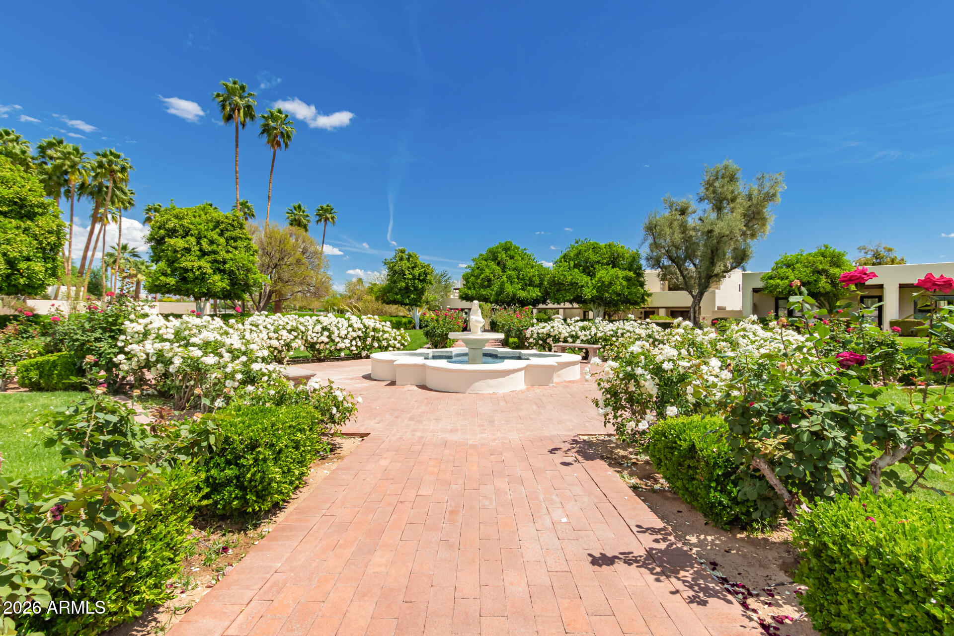 CASA BLANCA - Residential