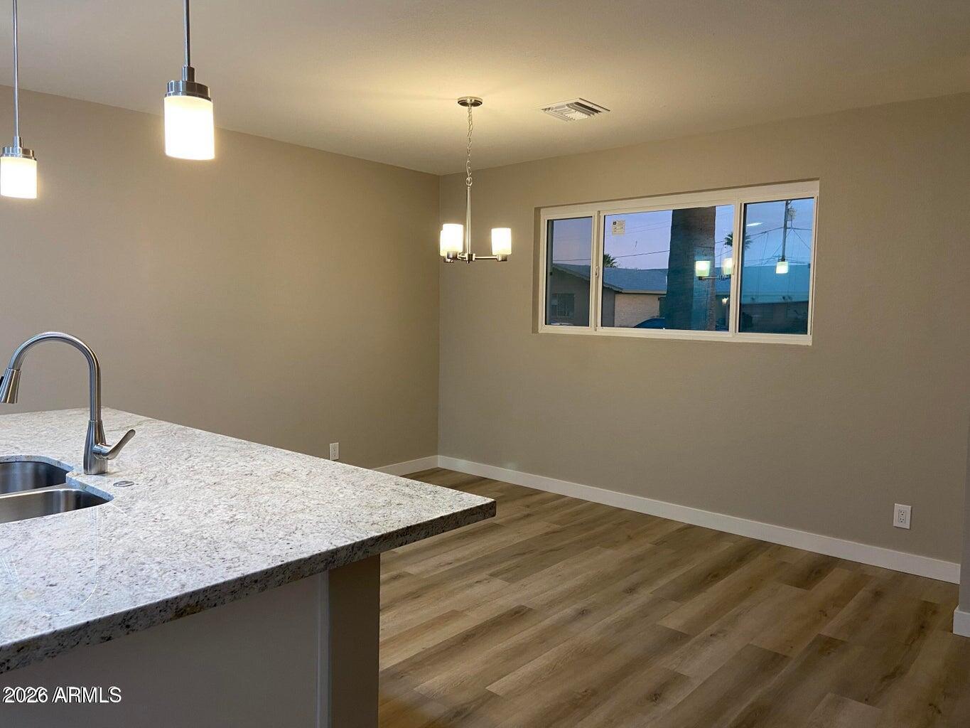 1814 E RANDALL Drive