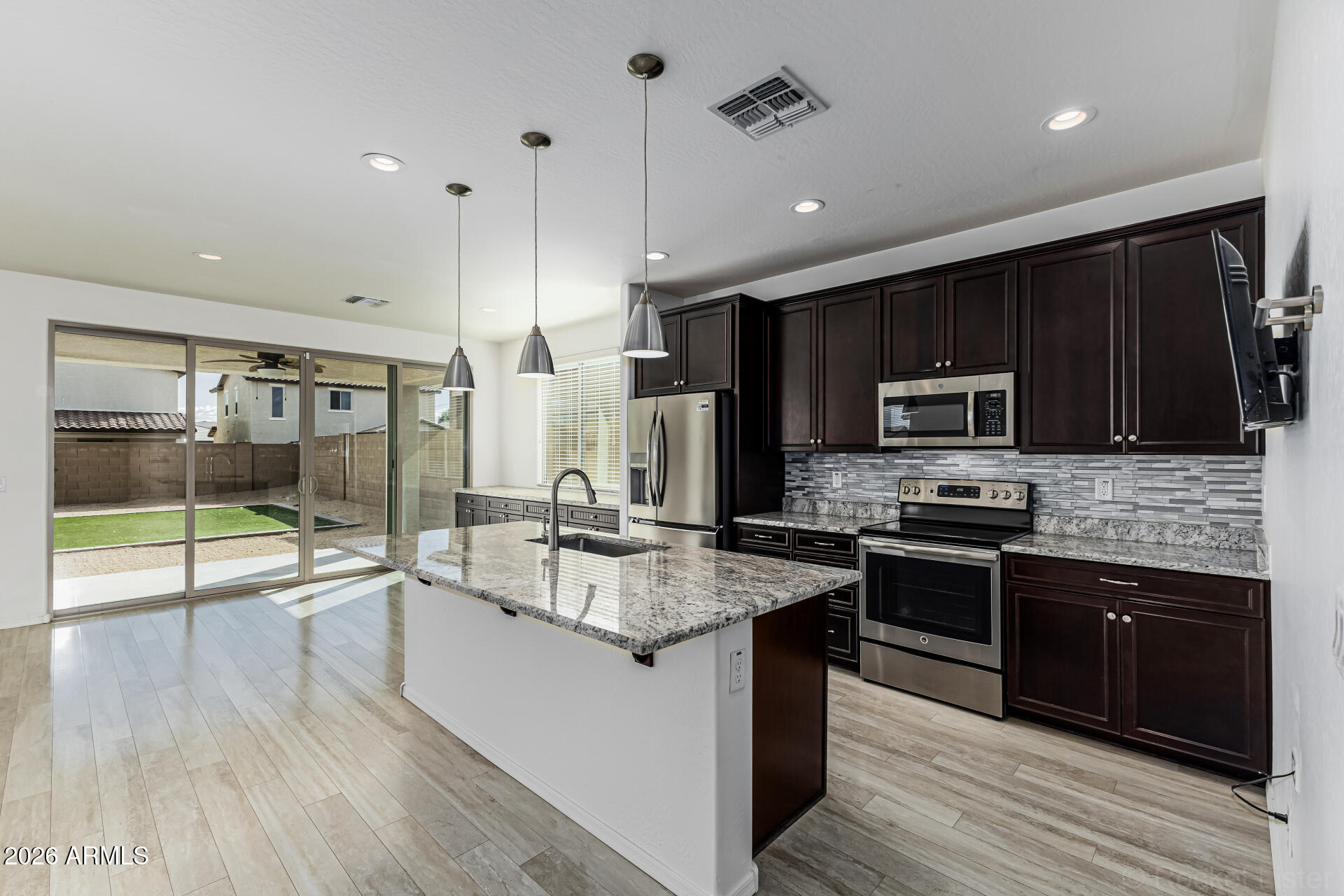 16643 W YUCATAN Drive