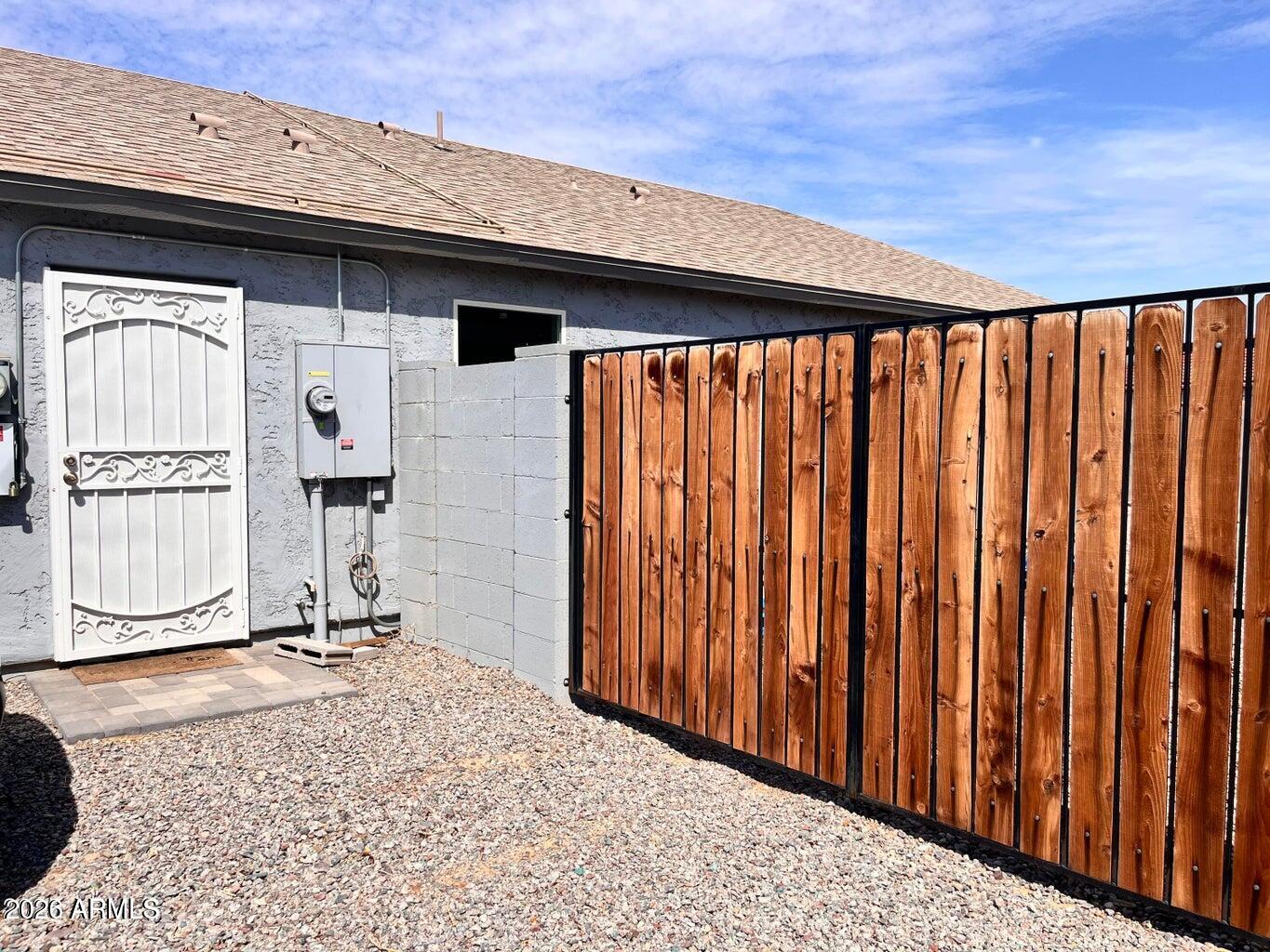 10490 W MAZATLAN Drive