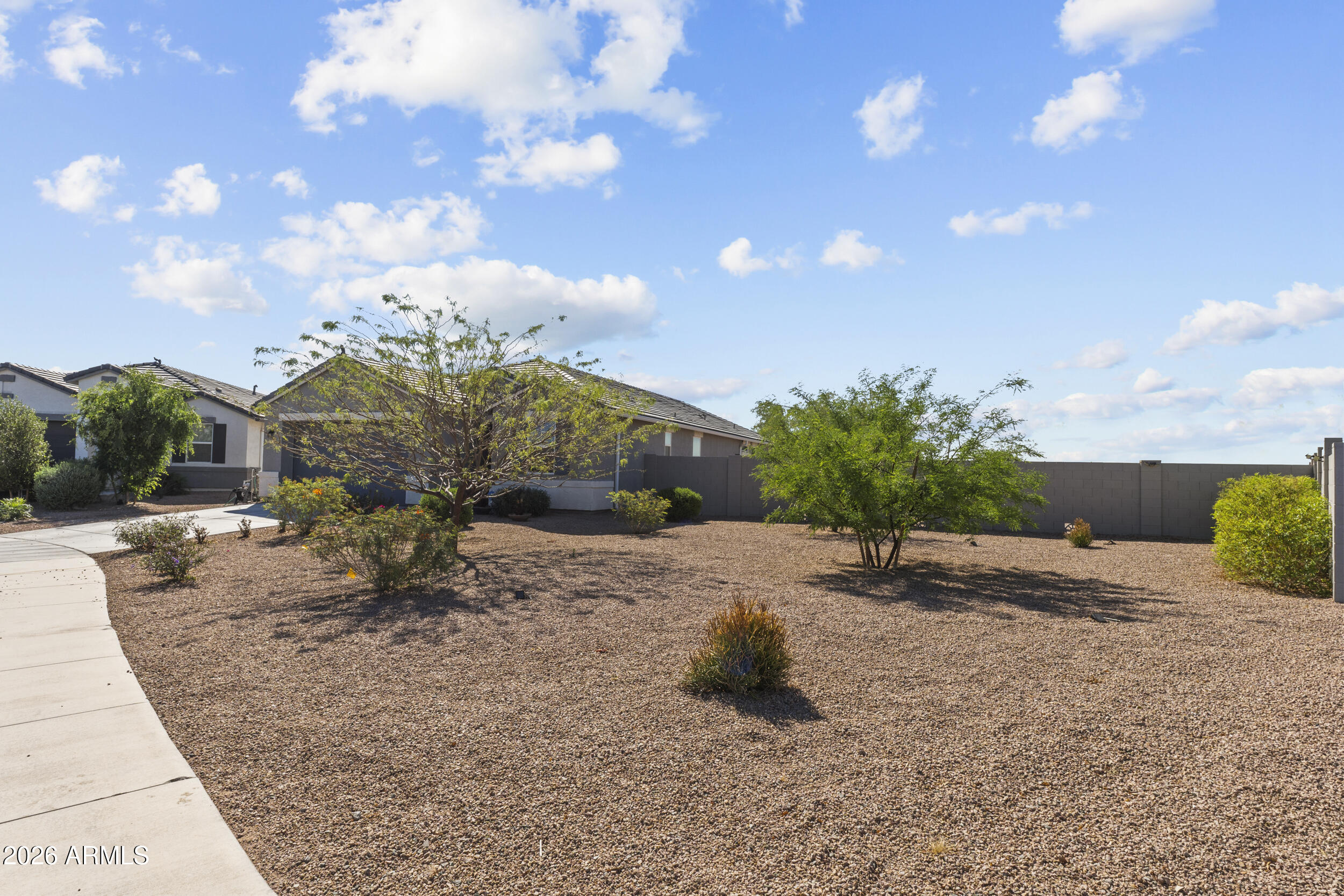 35945 W SAN SISTO Avenue