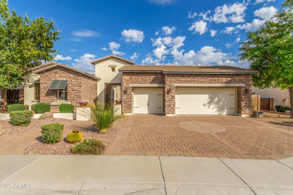 Photo of 5415 E Hallihan Drive, Cave Creek, AZ 85331 (MLS # 6932017)