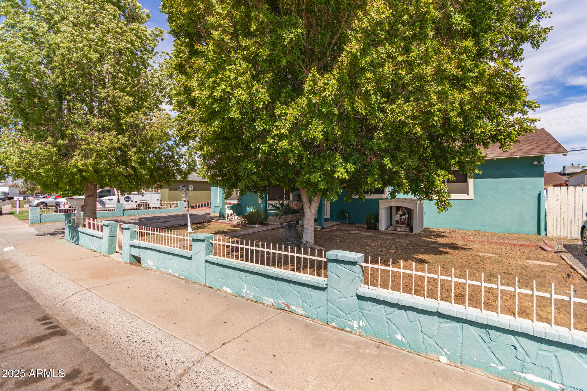 2907 N 53RD Avenue