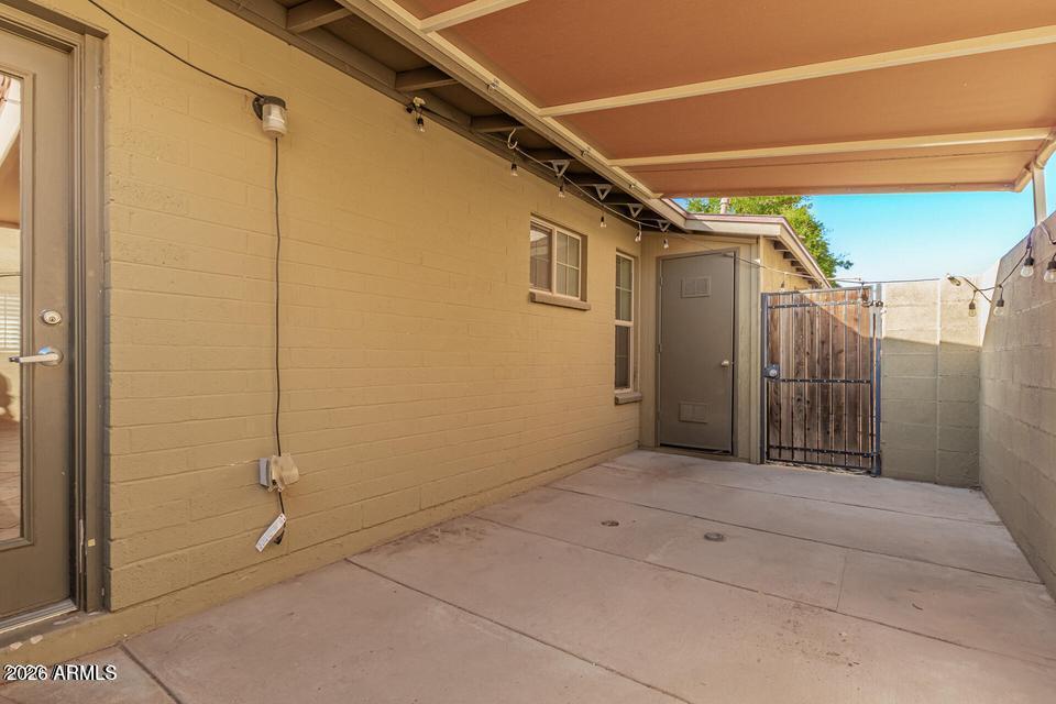 BILTMORE GARDENS AT SQUAW PEAK CONDOMINIUM - Residential