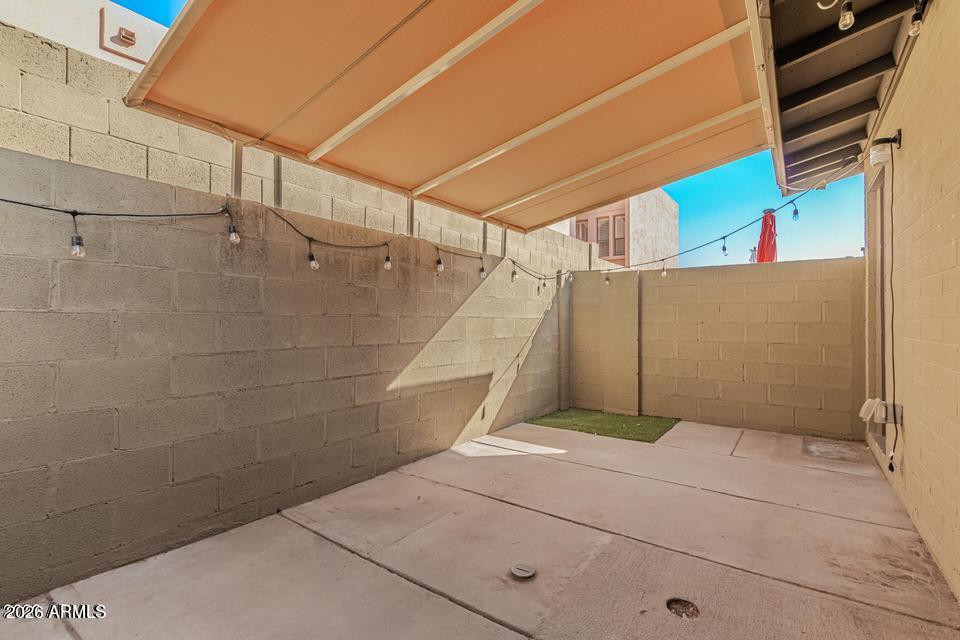 BILTMORE GARDENS AT SQUAW PEAK CONDOMINIUM - Residential