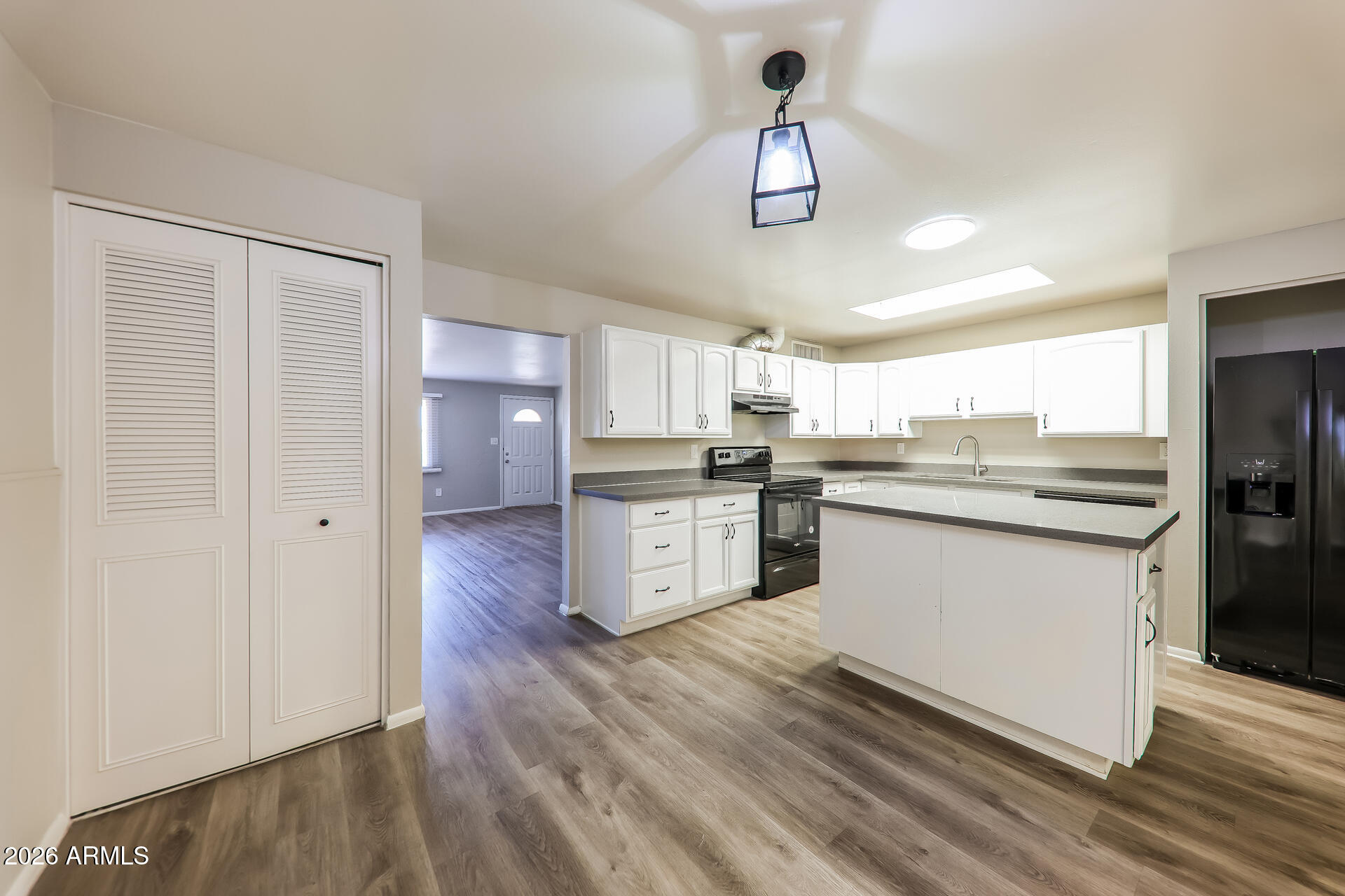 3640 E WILLOW Avenue