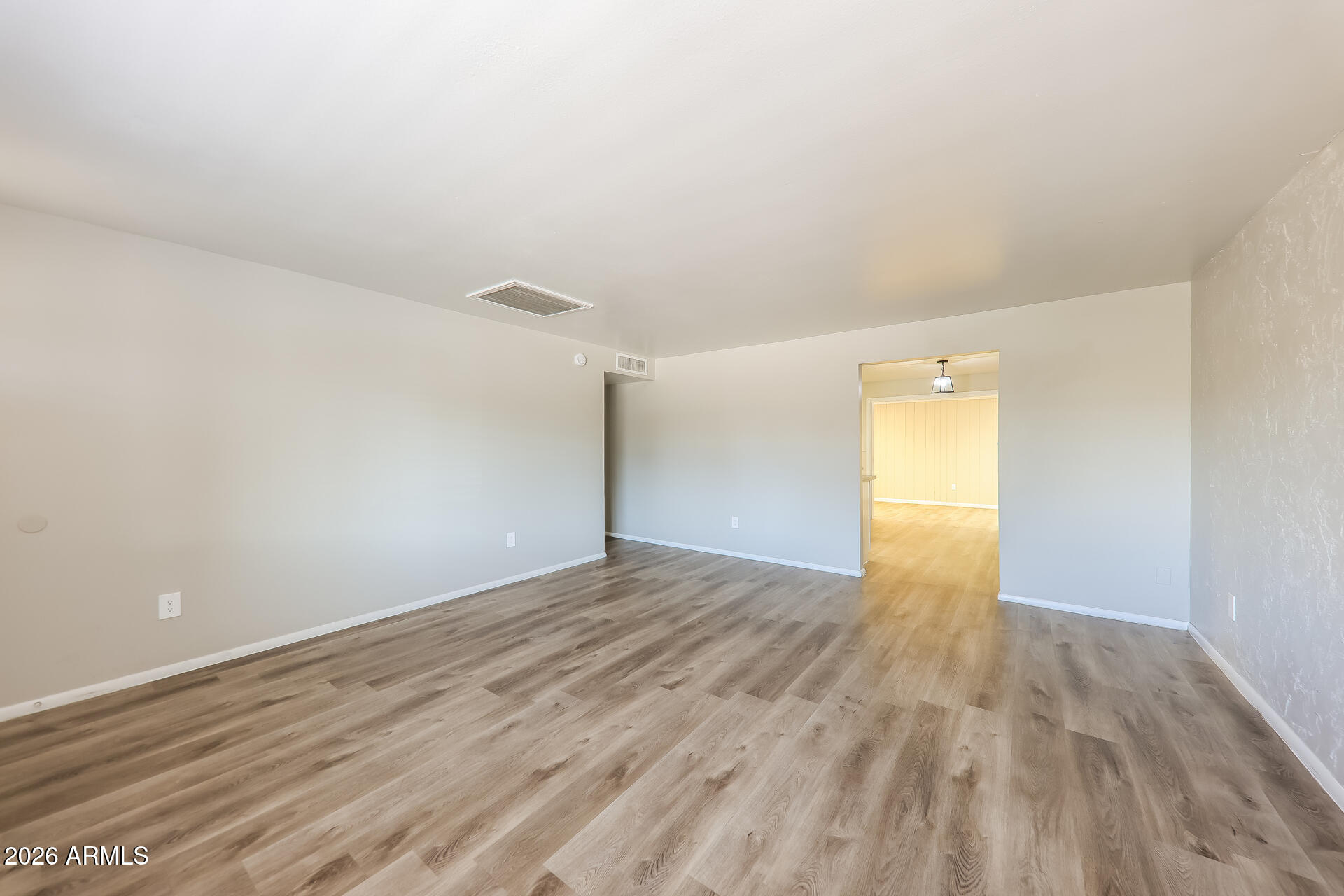 3640 E WILLOW Avenue