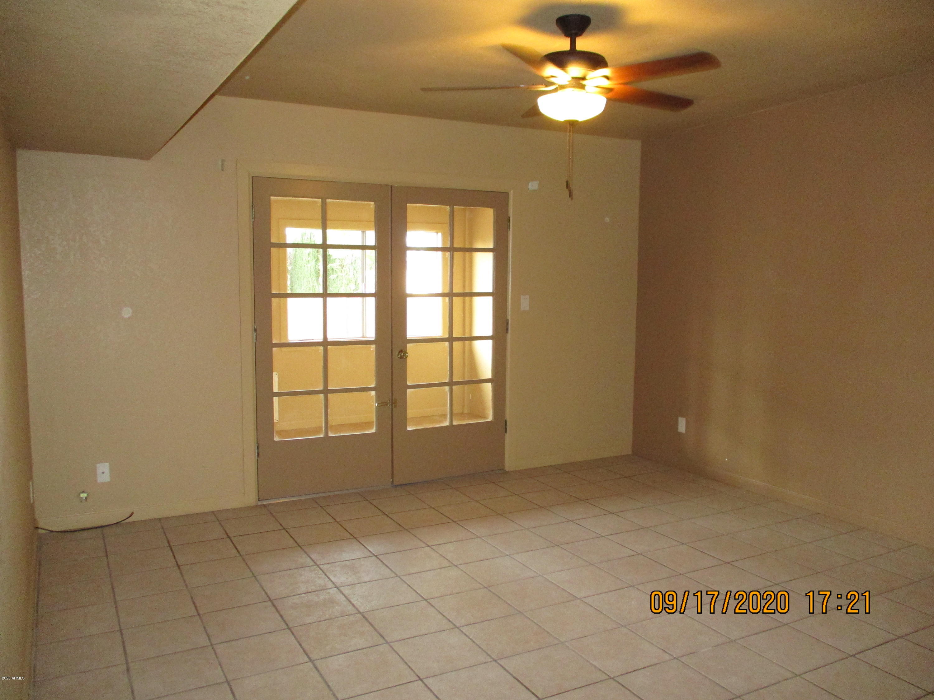 TOWN & COUNTRY ESTATES UNIT 12 - Residential