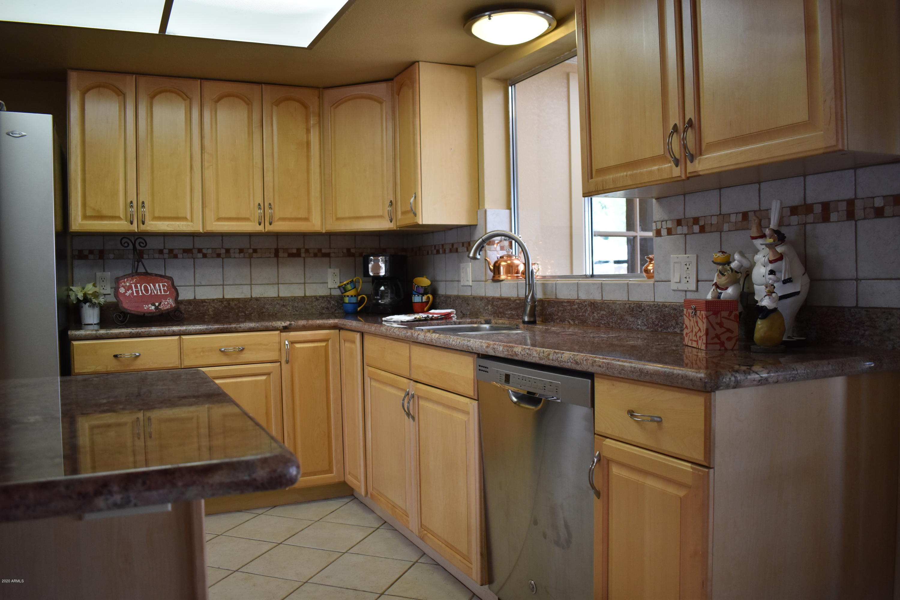 TOWN & COUNTRY ESTATES UNIT 12 - Residential