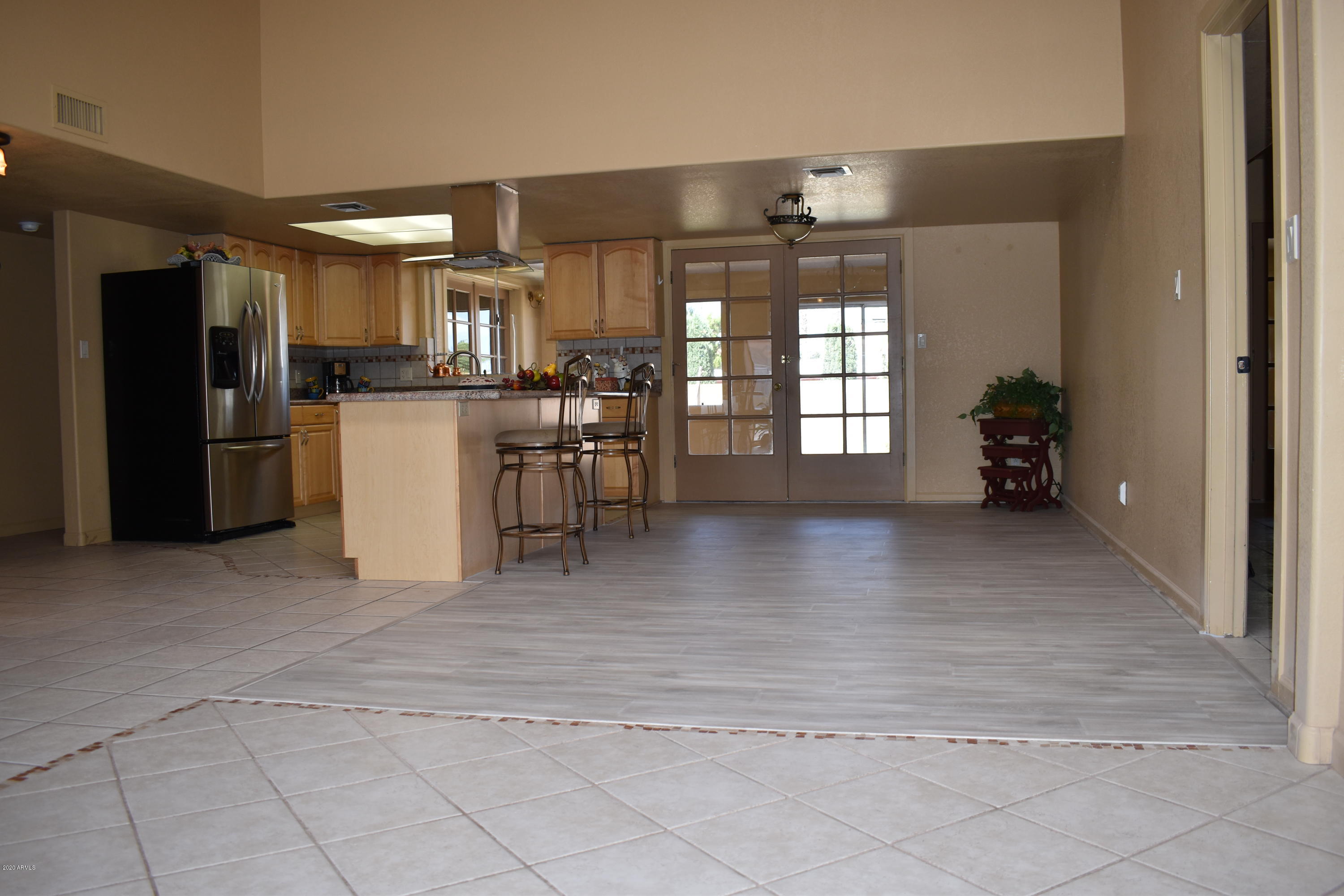 TOWN & COUNTRY ESTATES UNIT 12 - Residential
