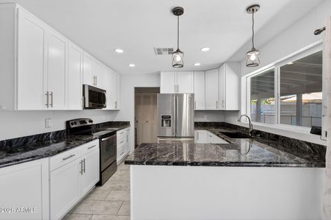 1019 W WESCOTT Drive Phoenix AZ 85027