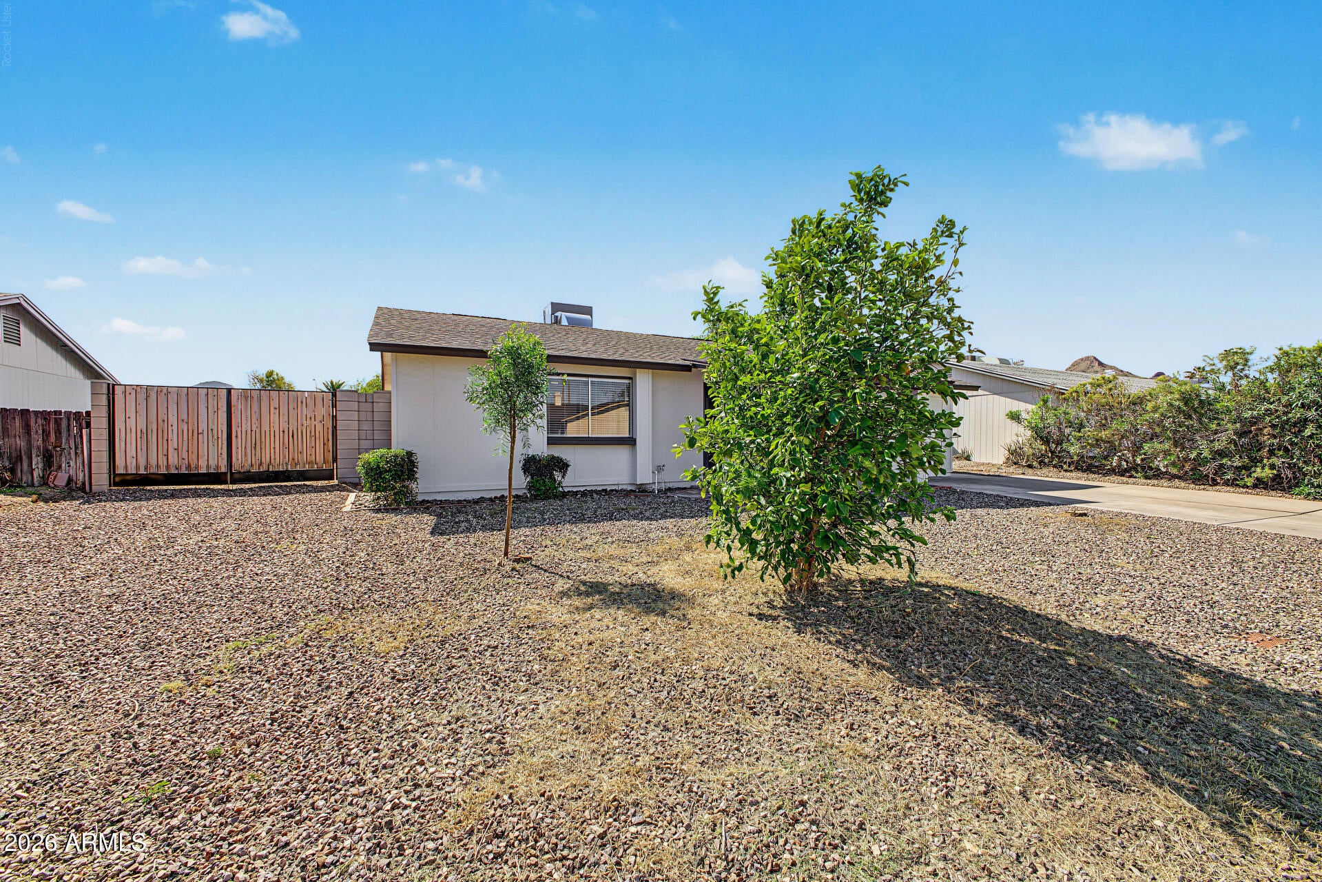 2315 E KATHLEEN Road