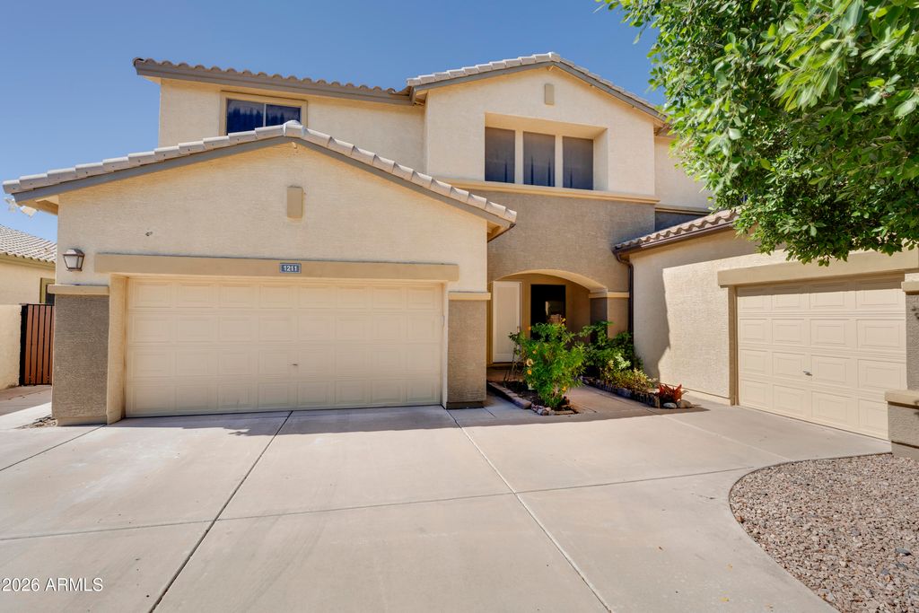 Photo of 1211 E Kenwood Street, Mesa, AZ 85203 (MLS # 7025821)