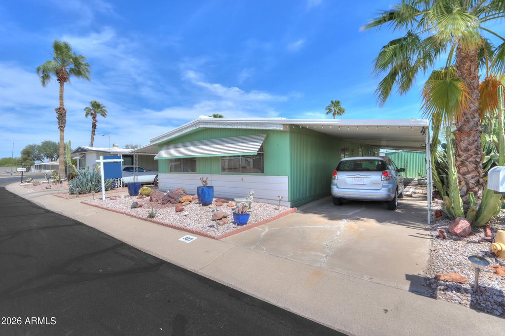 Photo of 2172 N Cajeme Avenue #327, Casa Grande, AZ 85122 (MLS # 7008359)