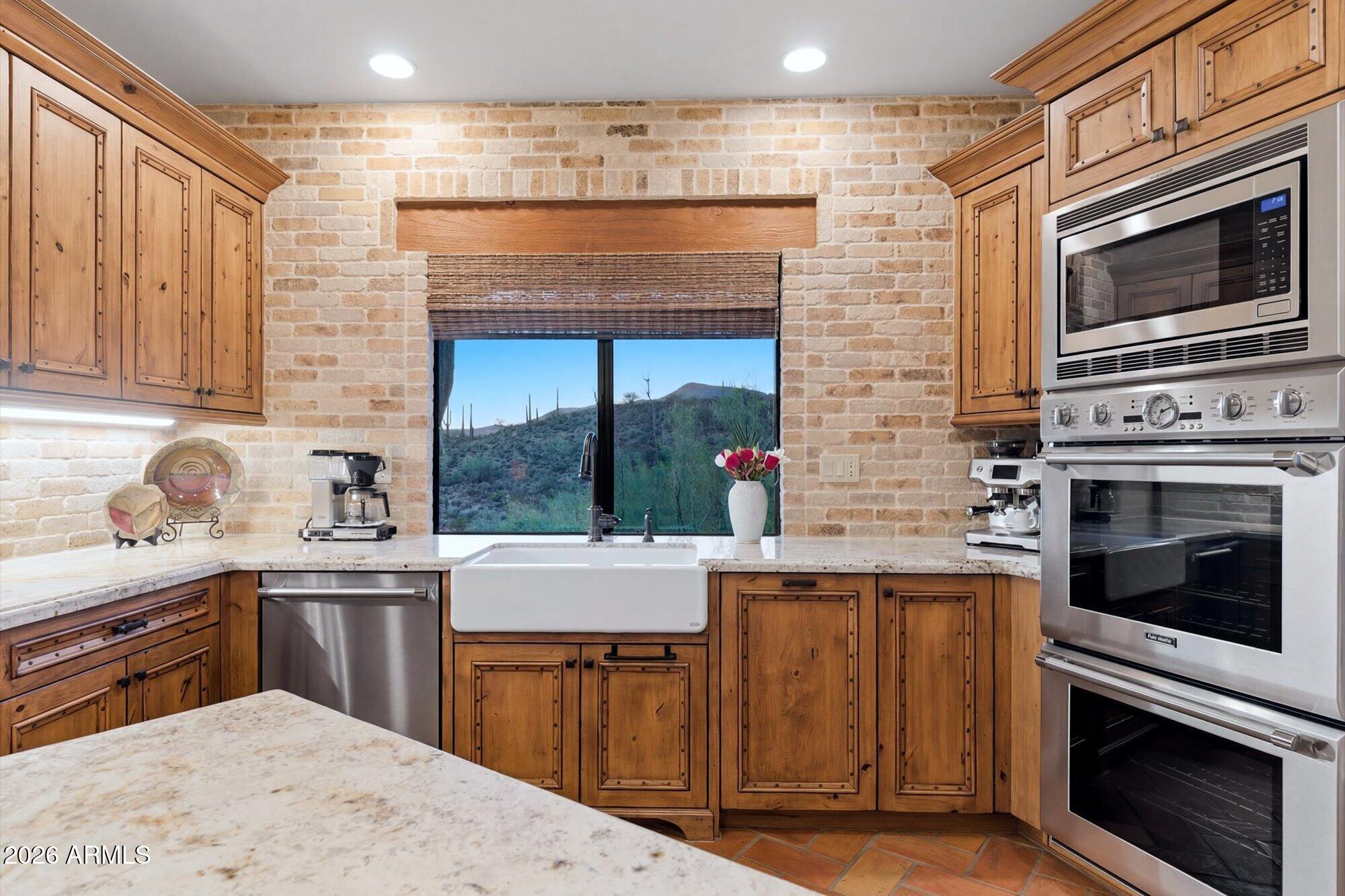 UNSUBDIVIDED CAVE CREEK - Residential
