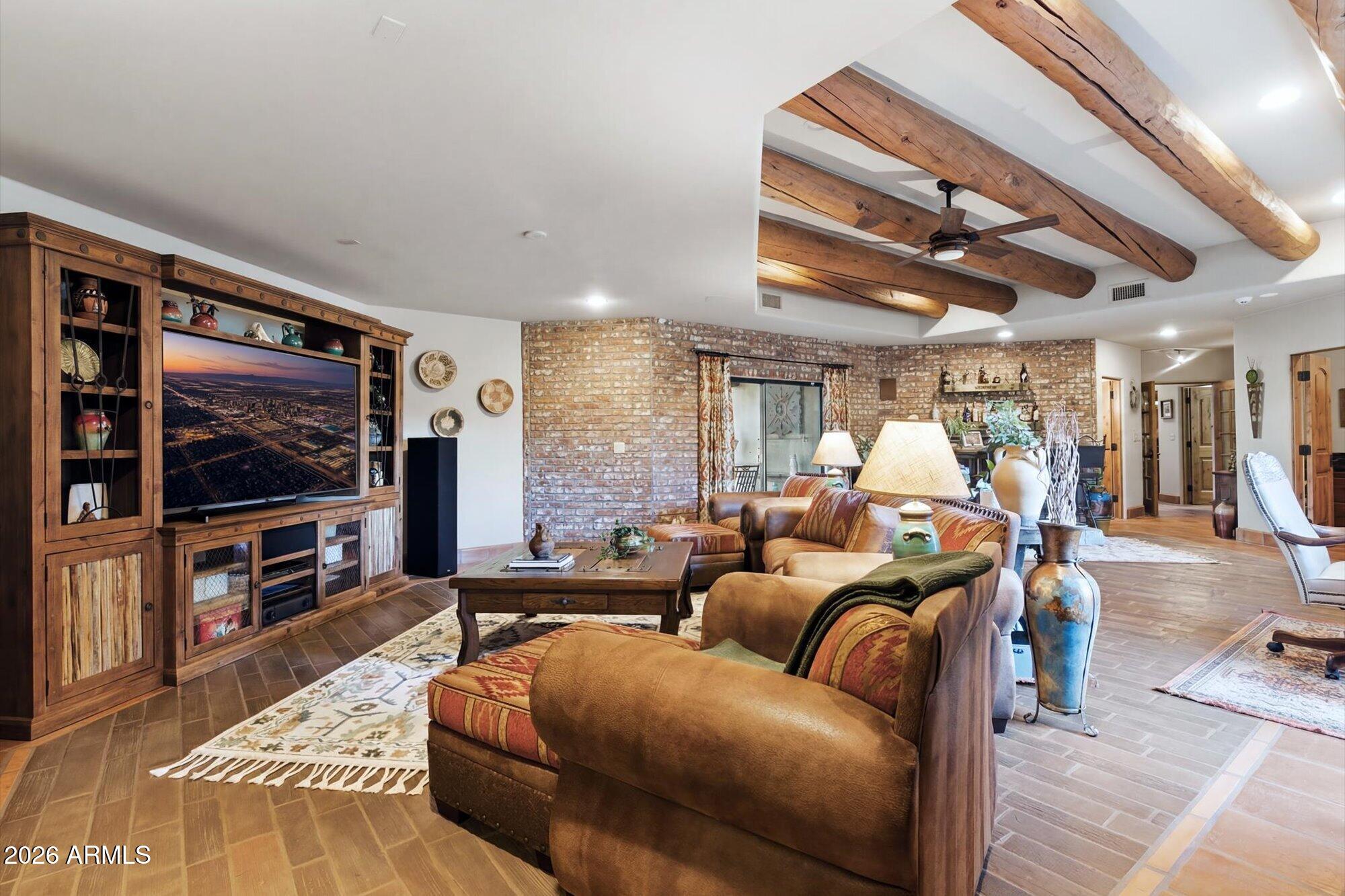 UNSUBDIVIDED CAVE CREEK - Residential