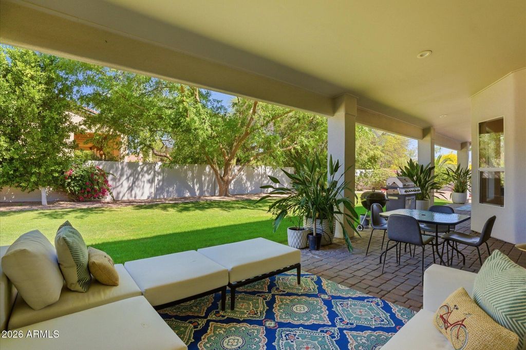 Photo of 9458 E Desert Cove Avenue, Scottsdale, AZ 85260 (MLS # 7010638)