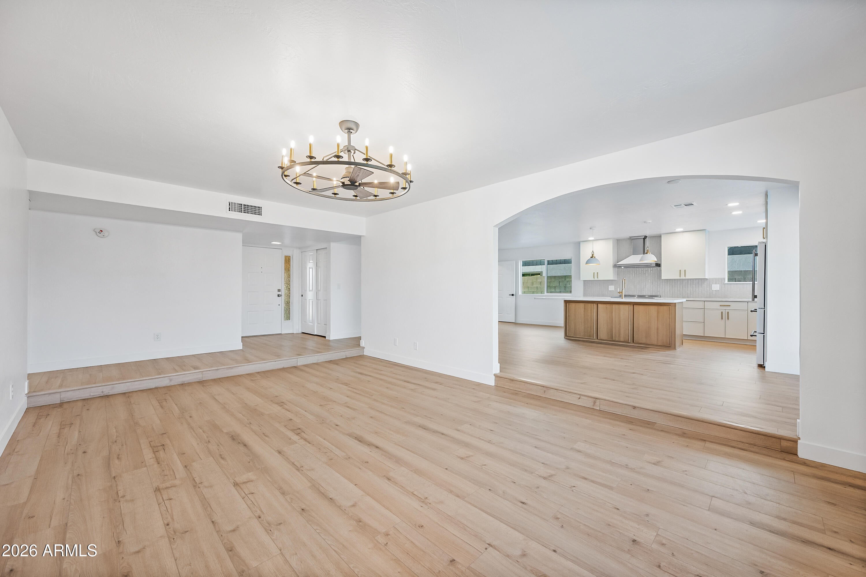 5738 W Greenbriar Drive