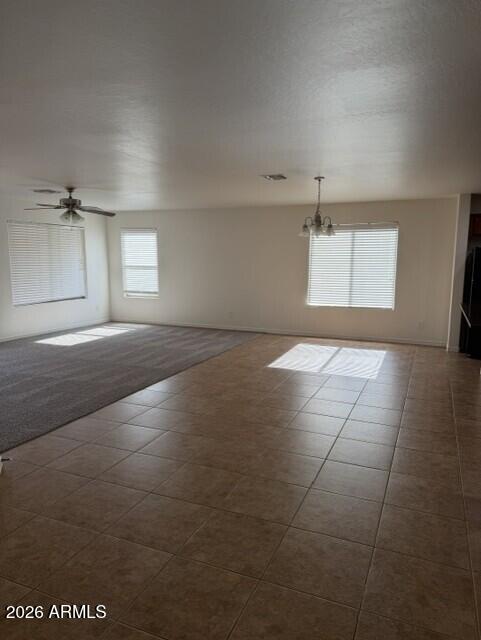 887 W Desert Hills Drive