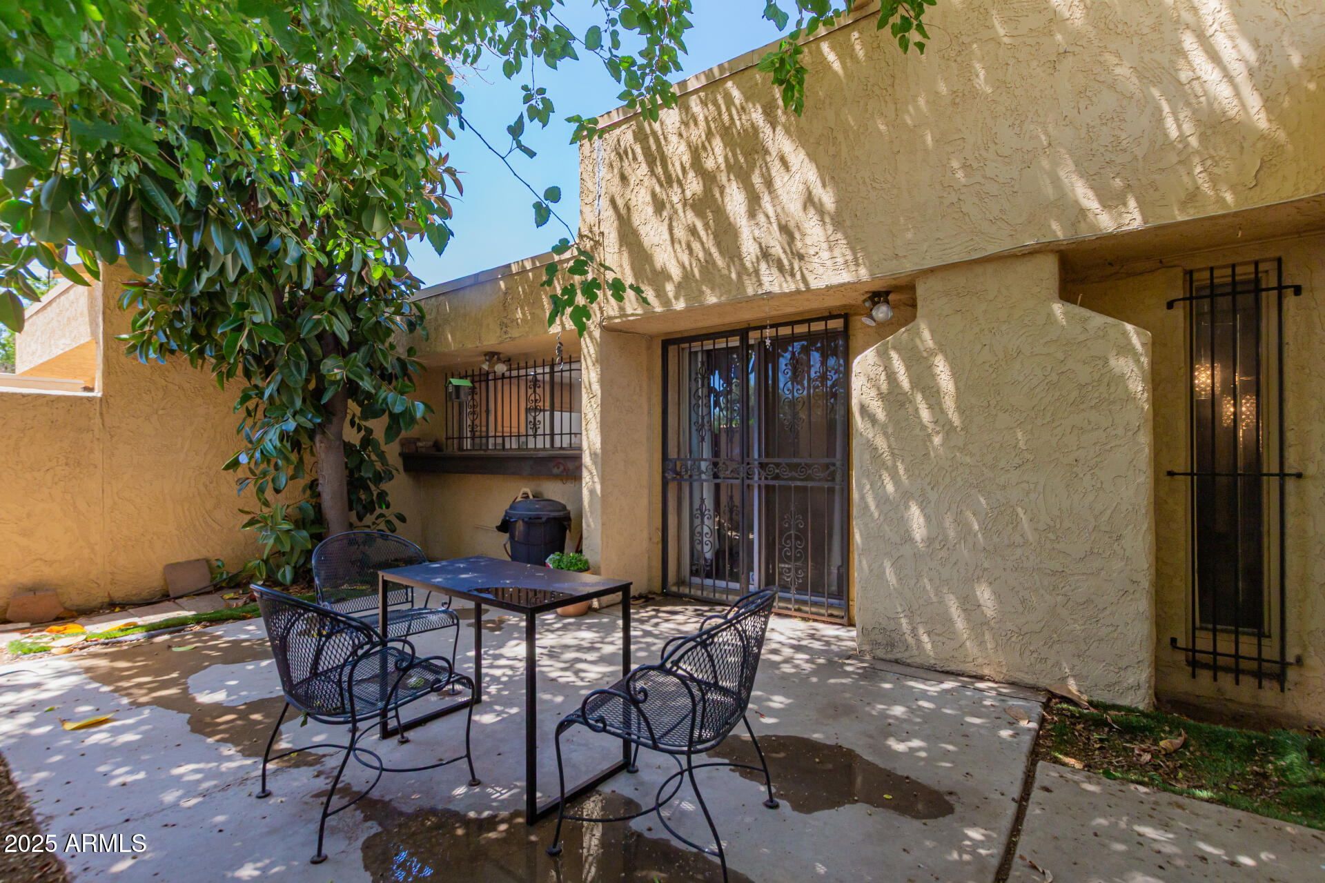 6207 N 21ST Drive