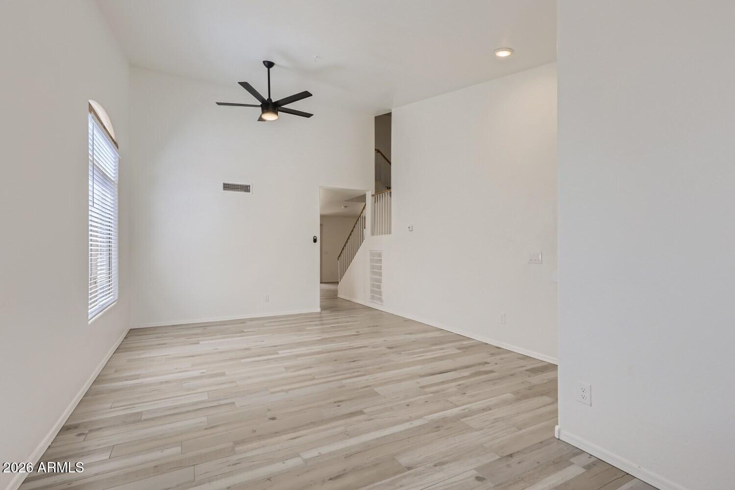 16033 W DIAMOND Street