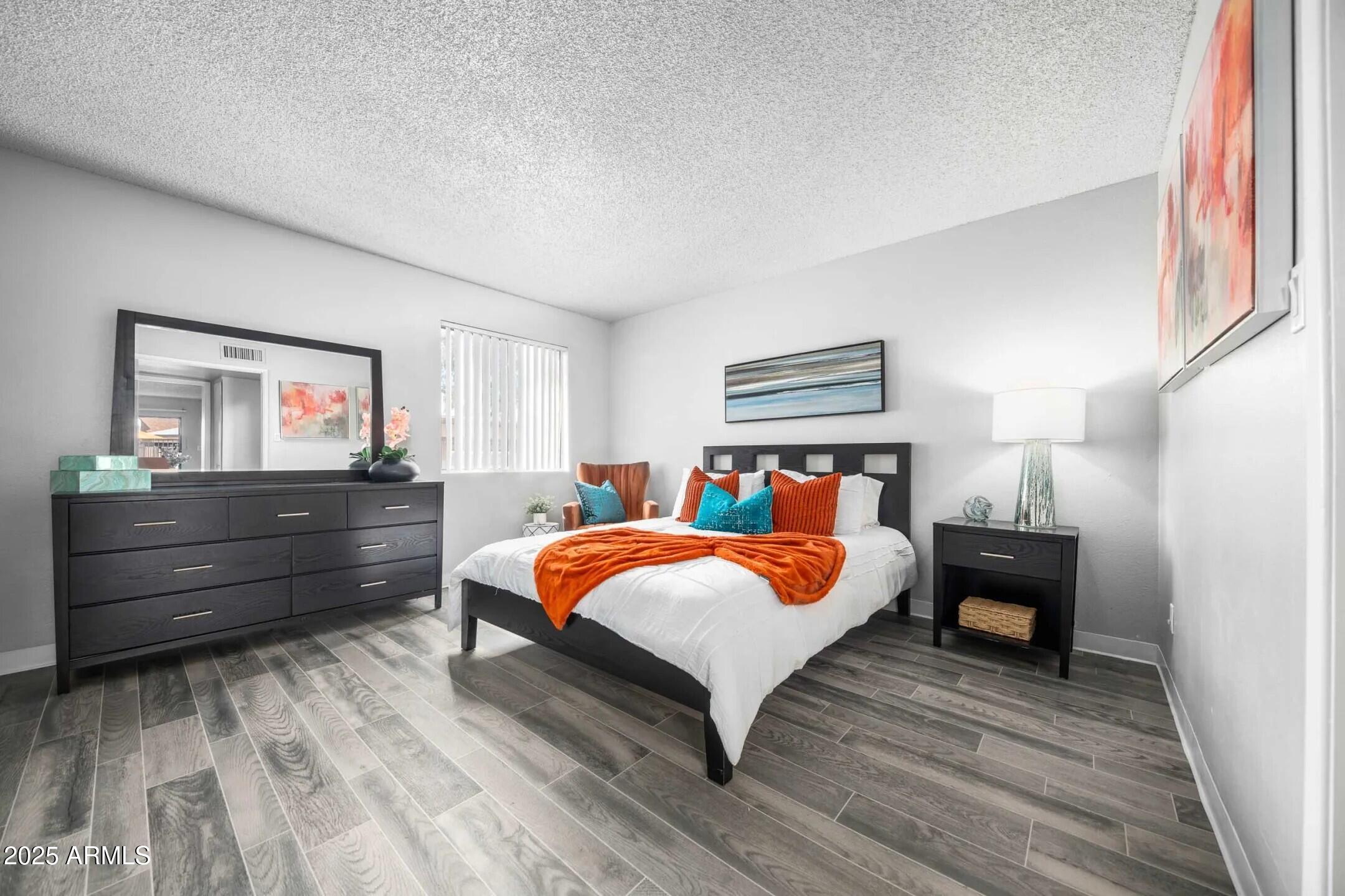 9410 N 31st Avenue 1