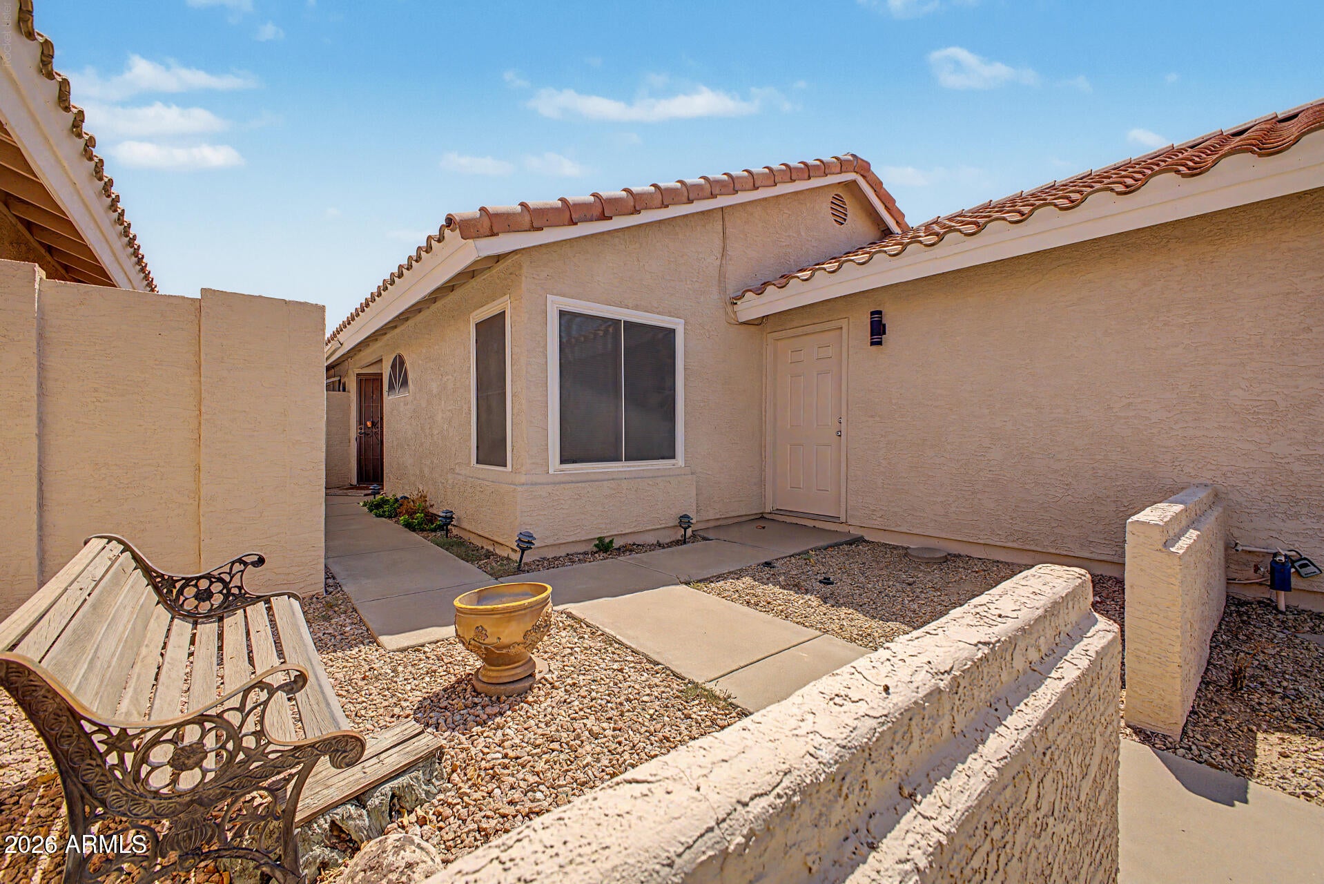 8021 W PARADISE Drive