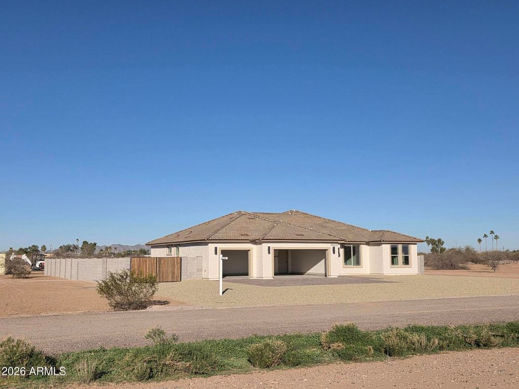 Photo of 3820 N Palm Circle, Eloy, AZ 85131 (MLS # 6988211)