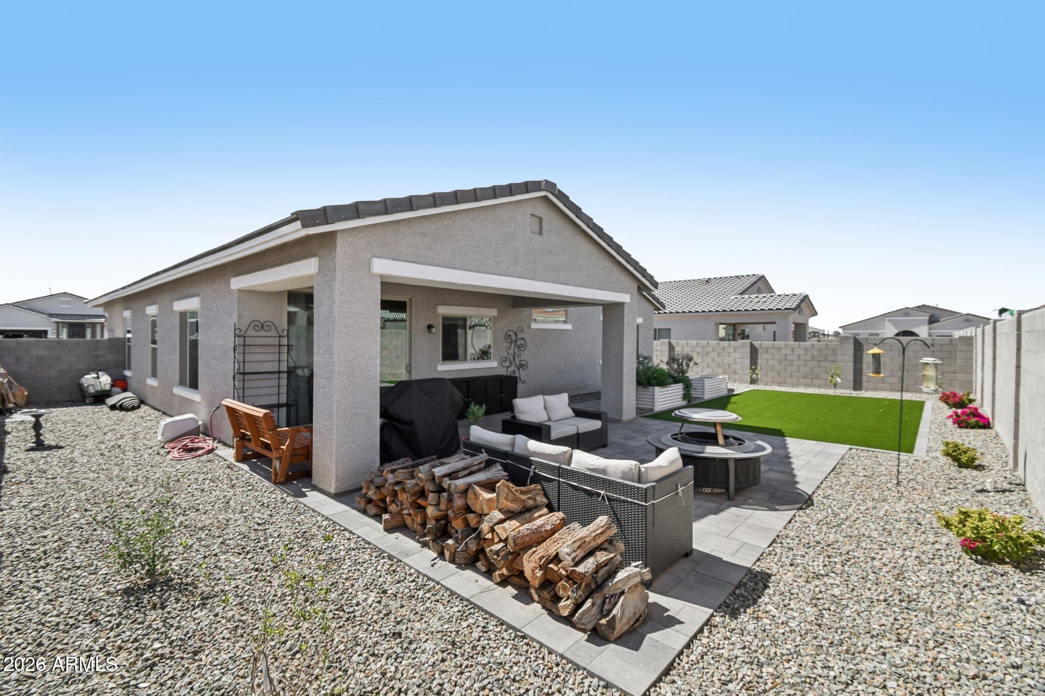 1356 E AVENIDA KINO --