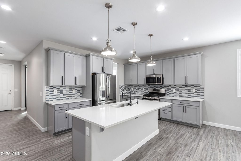 Photo of 18378 W Pioneer Street, Goodyear, AZ 85338 (MLS # 6966986)