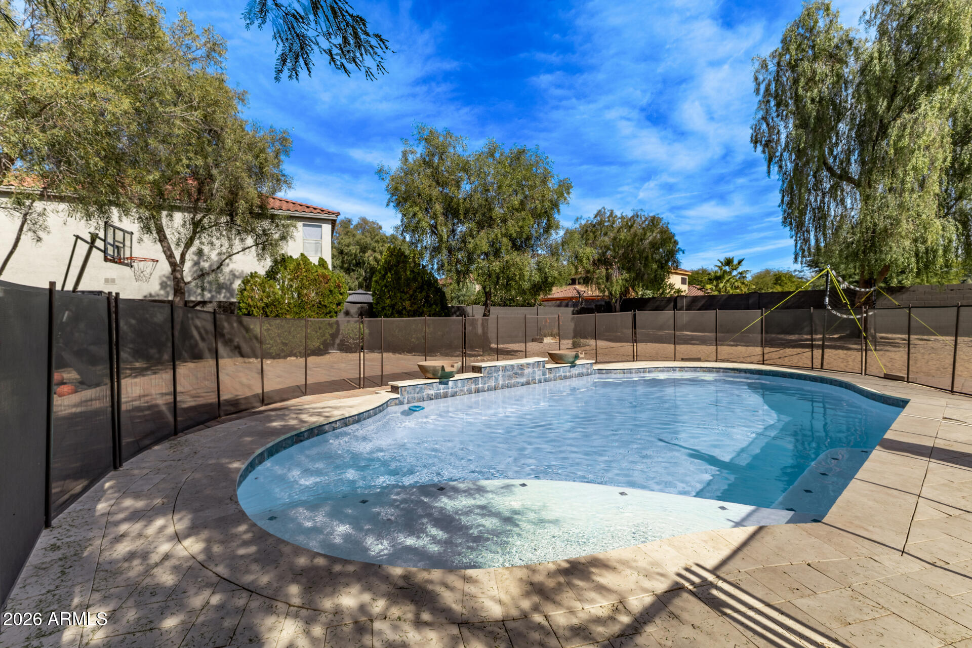 3314 W DYNAMITE Boulevard