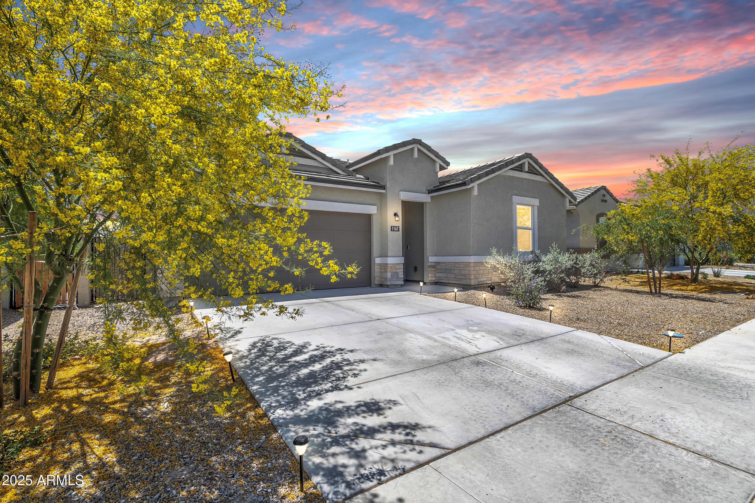 1167 W AVALON CANYON Drive