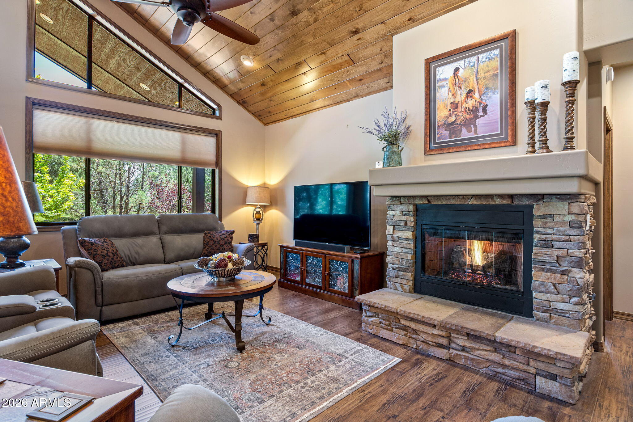 321 N RETREAT Drive