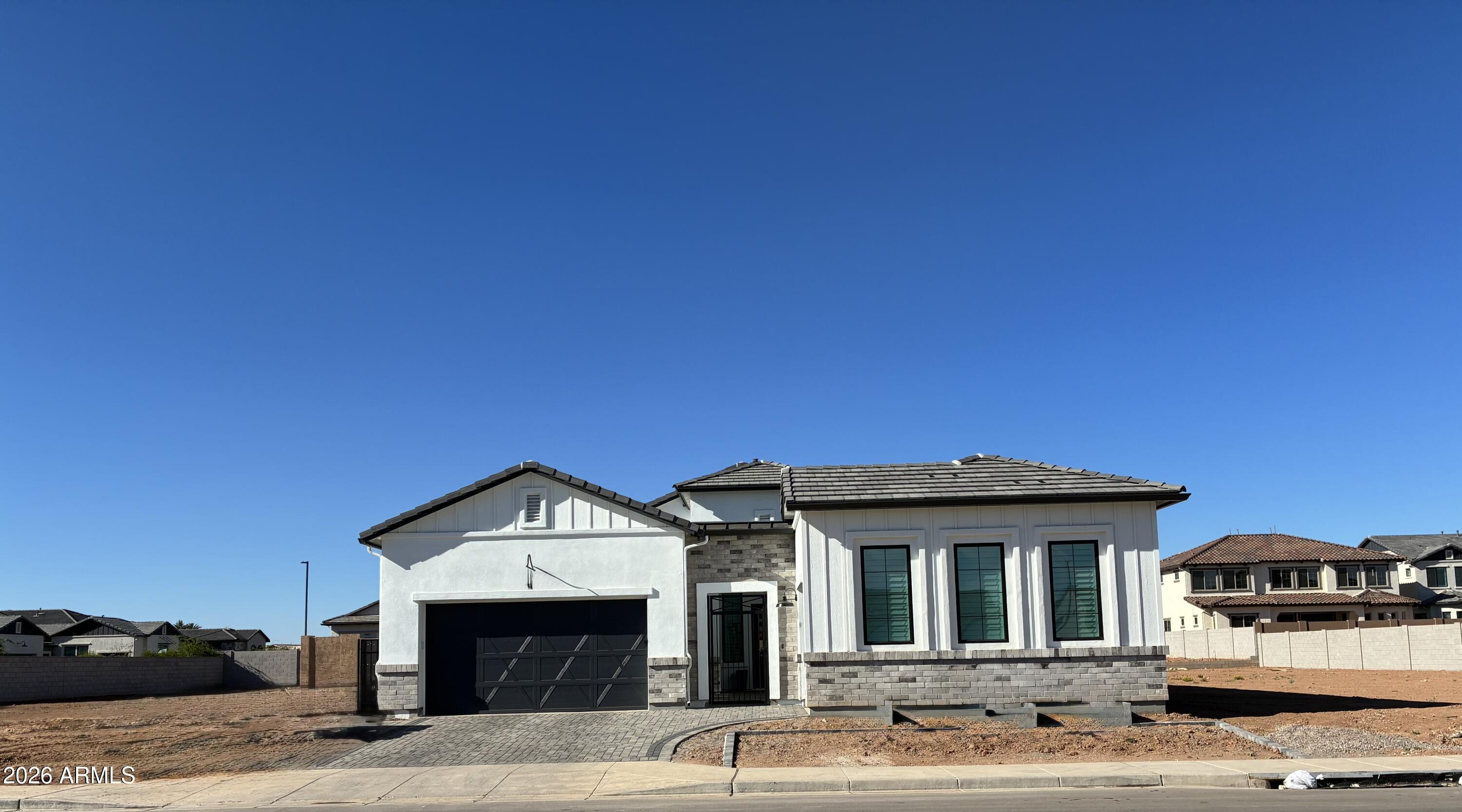 1152 E FIRESTONE Drive