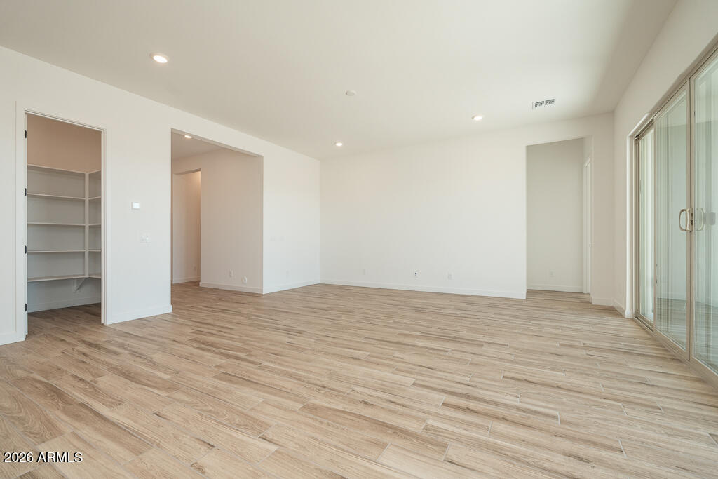 17629 W HIGHLAND Avenue