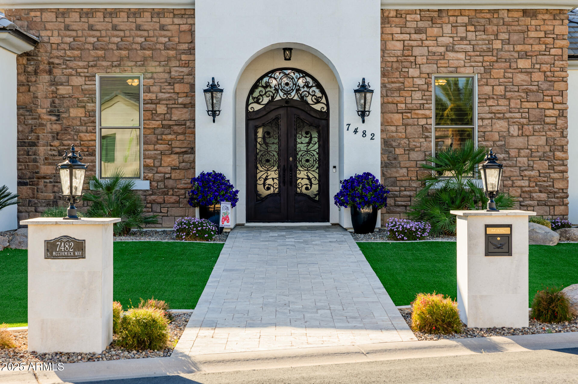 Homes 1 7482 S MCCORMICK Way