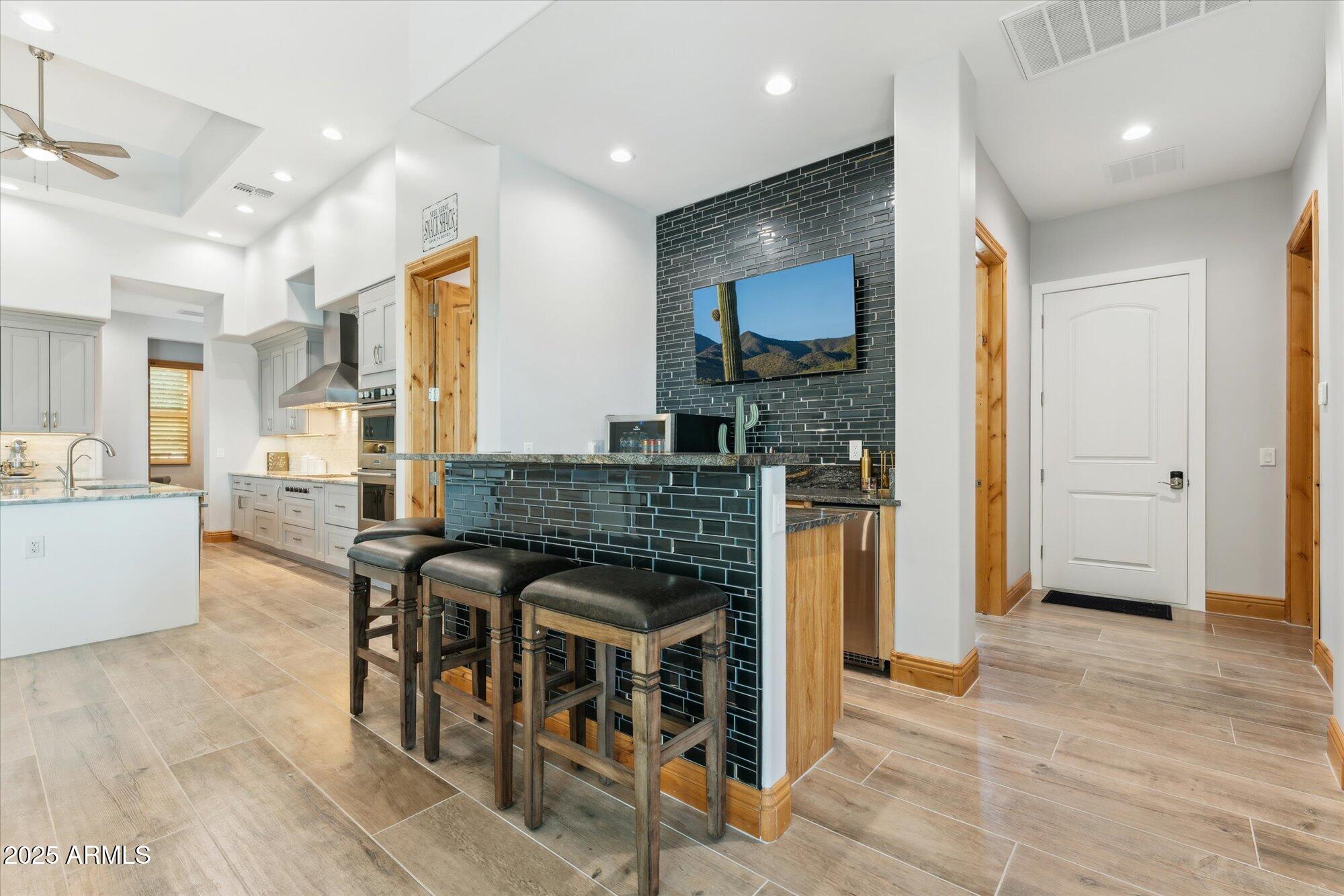 WEST VILLAGE OF SANTAN LAKESIDE ESTATES 2 LTS 1-20 - Residential