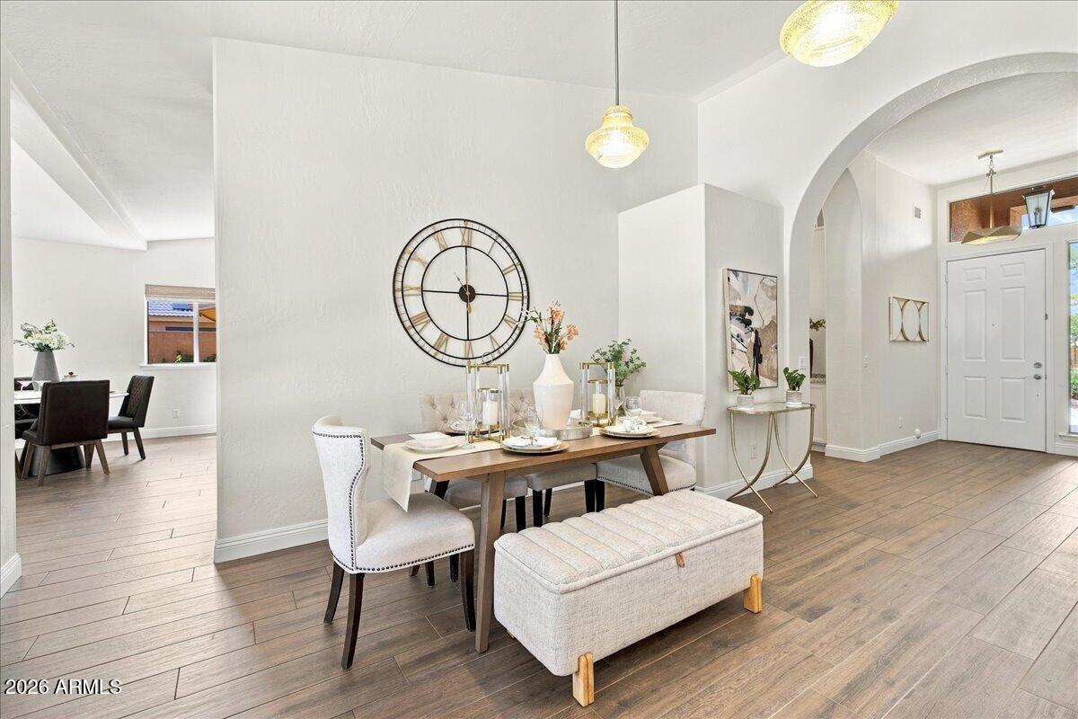 4401 E CASEY Lane