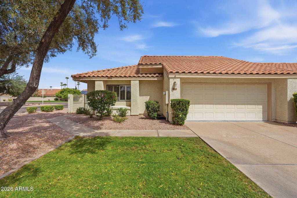 Photo of 7301 S Bonarden Lane, Tempe, AZ 85283 (MLS # 7083392)