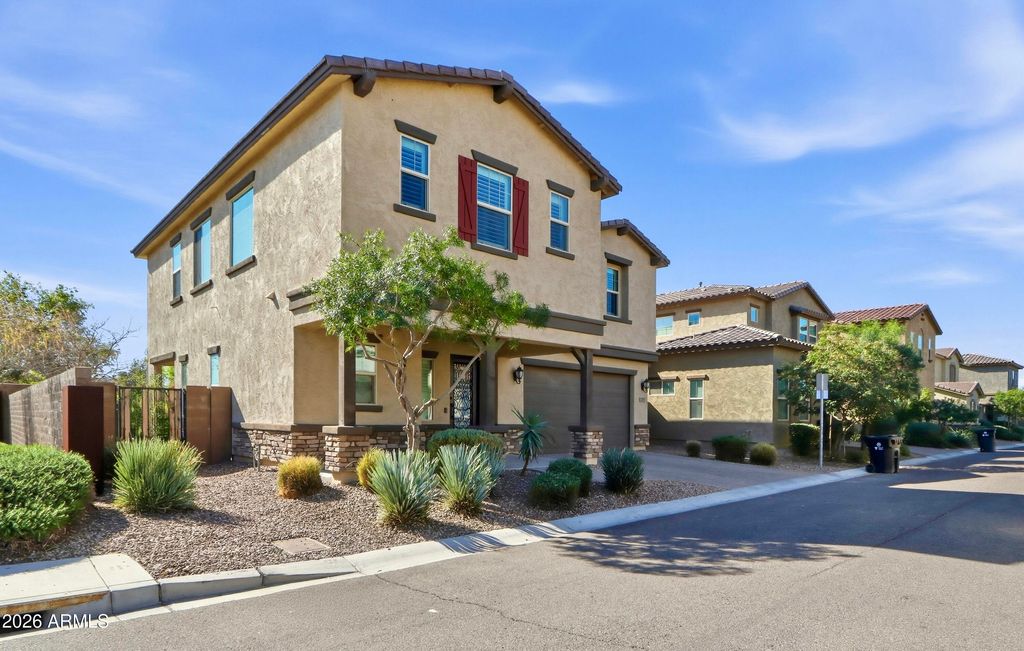 Photo of 227 E Beatryce Street, Tempe, AZ 85288 (MLS # 6981967)